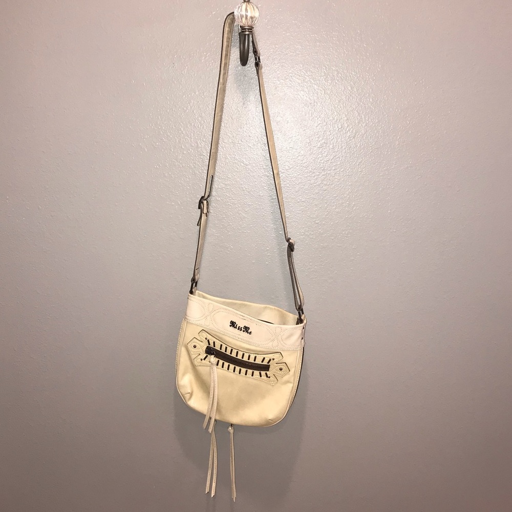 Miss me cross body bag!
